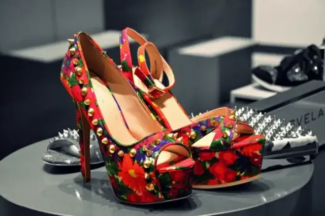 Buty damskie na każdą okazję – jak dobrać idealny model?